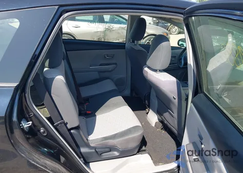 2015 Toyota Prius V Two from USA, damaged, VIN JTDZN3EUXFJ018840